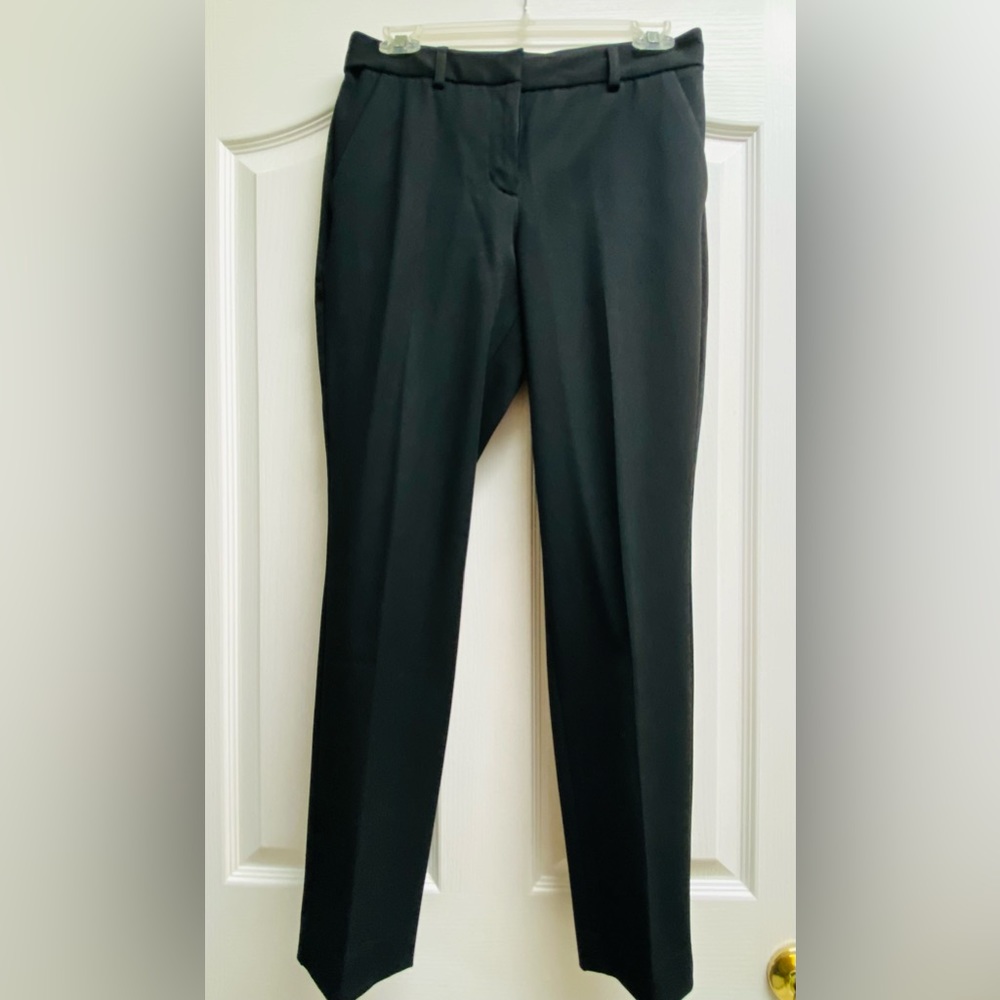 Black Columnist ankle pants